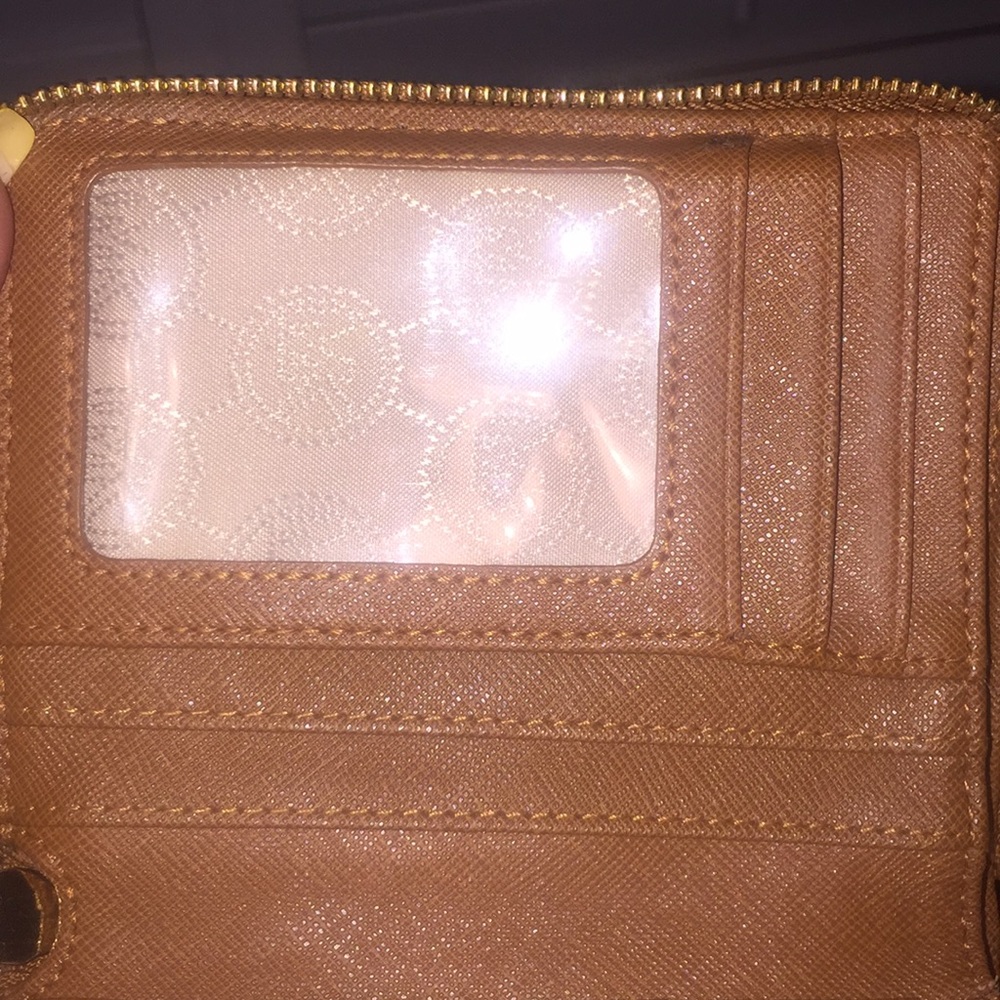 Wallet - Picture 5 of 7